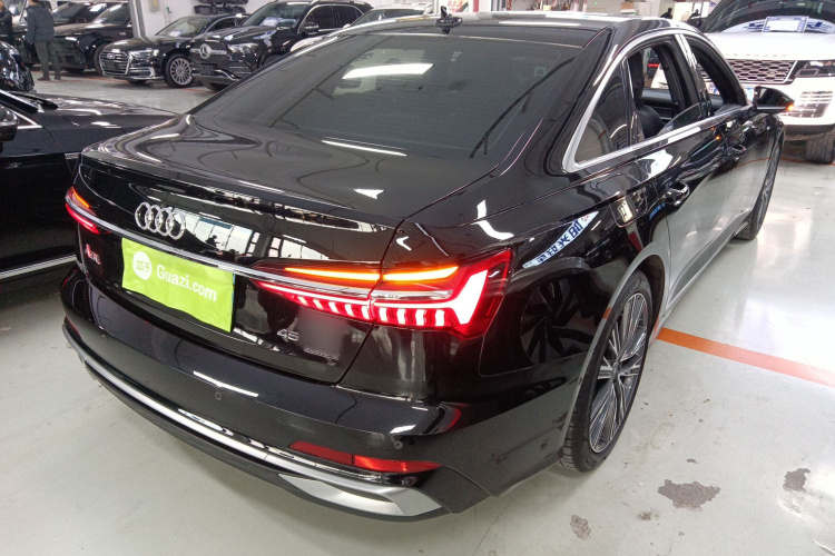 奥迪A6L 2023款 45 TFSI quattro 尊享动感型车身外观7