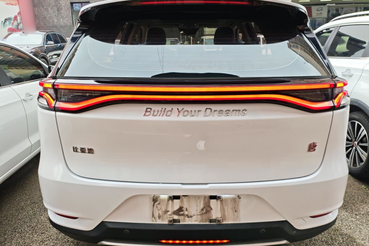 比亚迪 唐 2018款 2.0T 自动智联尊贵型 7座 国V车身外观6002