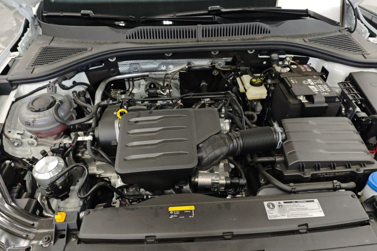 大众 朗逸 2024款 1.5L 自动星空五百万版机舱底盘24