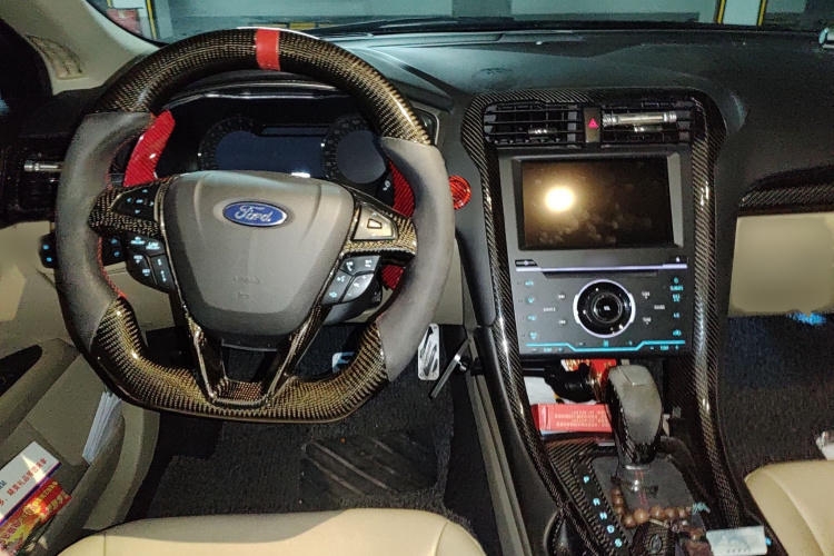 福特 蒙迪欧 2013款 2.0L GTDi240旗舰型中控内饰7002