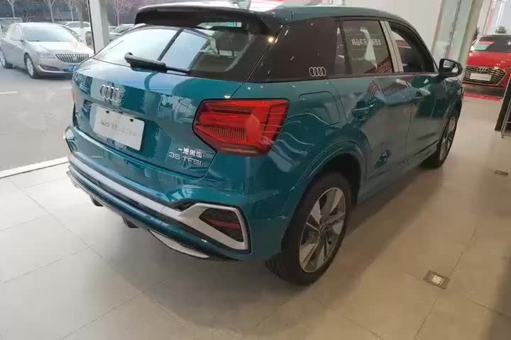 奥迪Q2L 2025款 35TFSI 时尚动感型实拍1