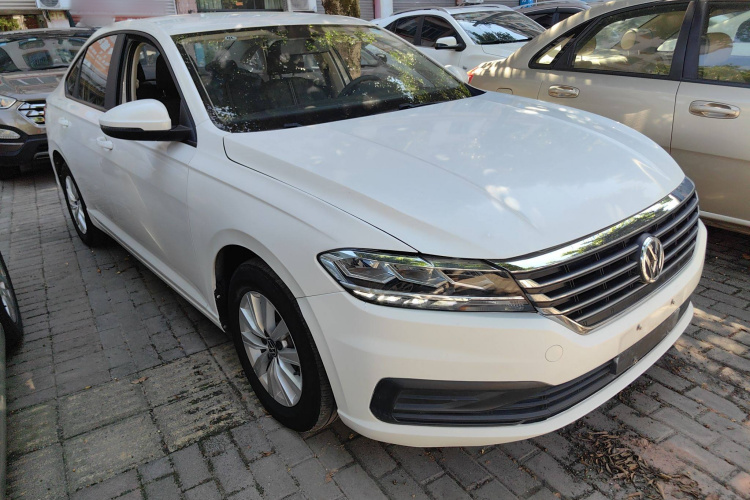 大众 朗逸 2021款 1.5L 自动风尚版车身外观3