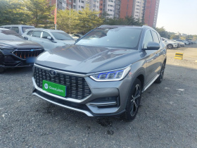 比亚迪 宋PLUS 2020款 1.5T 自动旗舰型