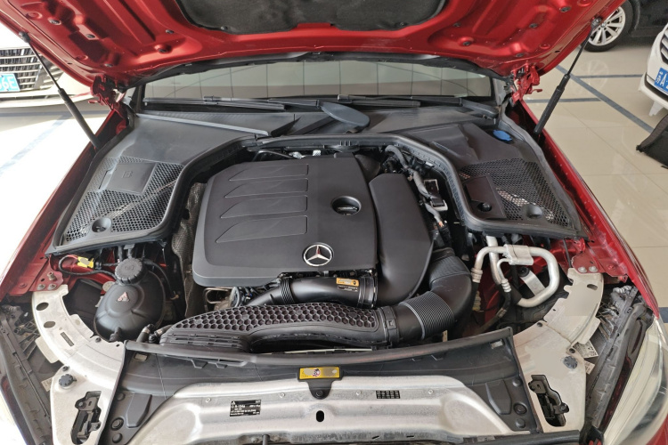 奔驰C级 2020款 改款 C 200 L 时尚型运动版机舱底盘24