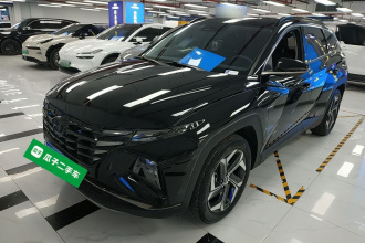 现代 2023款 途胜L 1.5T 自动两驱LUX尊贵版