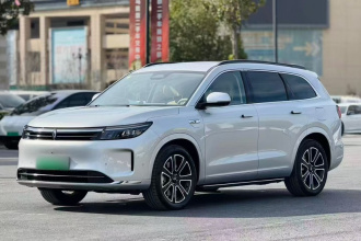 鸿蒙智行 问界M7 2024款 1.5T 智驾四驱Pro版 6座