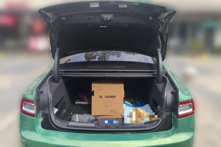 林肯大陆 2020款 2.0T 两驱MONO限量尊耀版 MONO BLACK中控内饰23