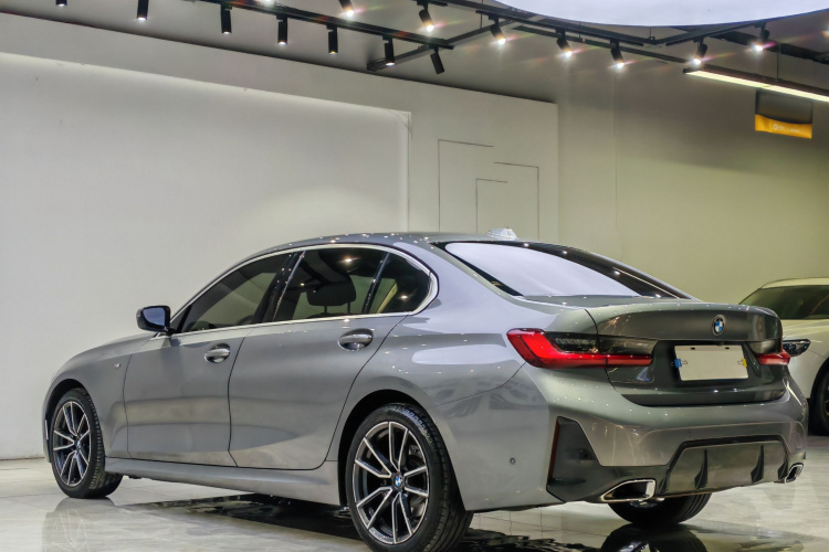 宝马3系 2023款 325Li M运动套装车身外观6005