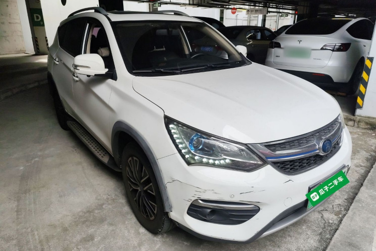 比亚迪 宋新能源 2017款 宋DM 1.5TID 全时四驱豪华型车身外观3