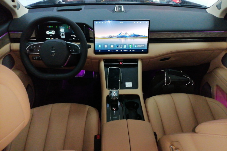 鸿蒙智行 问界M7 2022款 1.5T 四驱豪华版中控内饰12