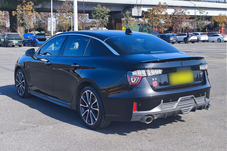 领克03 2019款 1.5TD DCT劲版 国VI车身外观6006