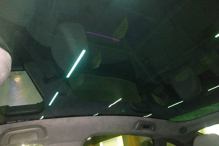 吉利银河 银河星耀8 2025款 130km EM-i 旗舰版中控内饰22