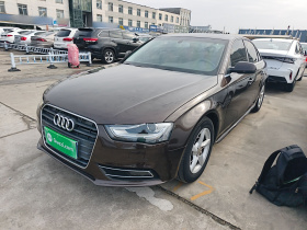 奥迪A4L 2013款 35 TFSI 自动标准型