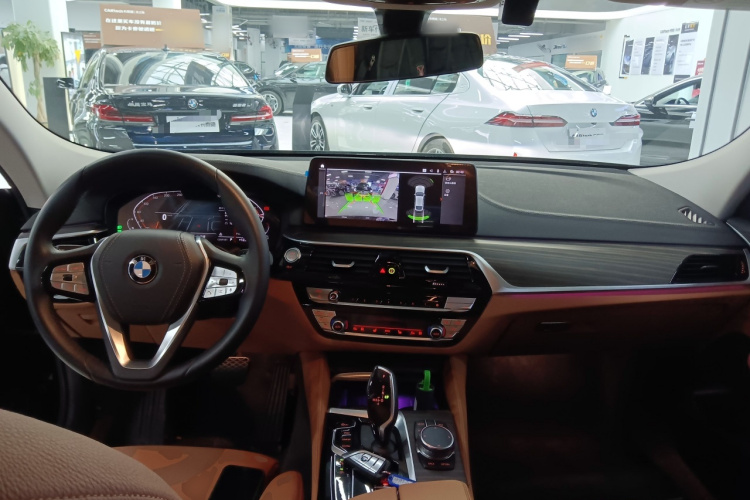 宝马6系GT 2022款 630i 豪华设计套装中控内饰12