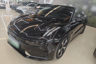 极氪001 2022款 长续航双电机 WE版