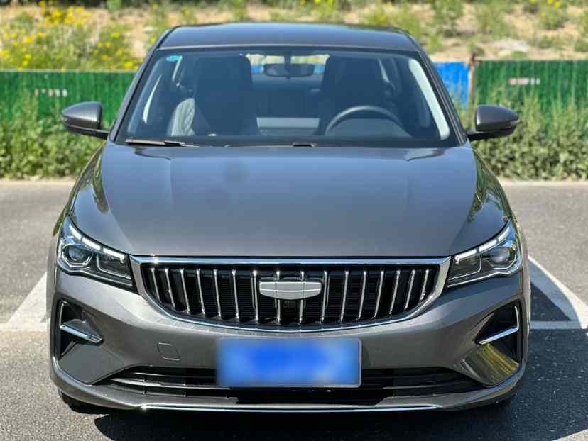吉利汽车 帝豪 2025款 第4代 1.5L 手动星耀版(2)