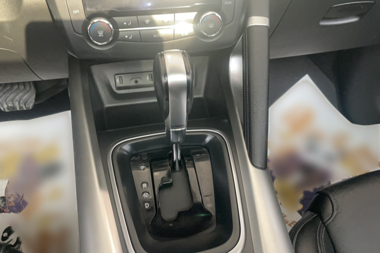 雷诺 科雷嘉 2016款 2.0L 两驱豪华版局部细节18