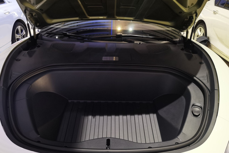 小米汽车 小米SU7 2024款 后驱超长续航高阶智驾Pro版机舱底盘24