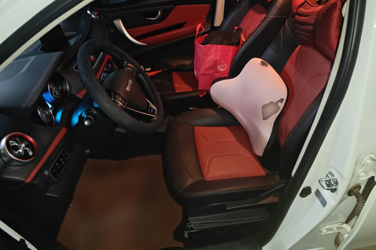 哈弗H1 2016款 改款 蓝标 1.5L 手动舒适型局部细节19