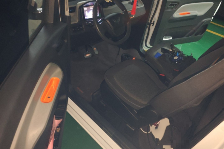 五菱汽车 宏光MINIEV 2022款 自在款 磷酸铁锂中控内饰7003