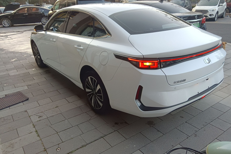 长安启源A05 2025款 真香版 145 超越型车身外观4