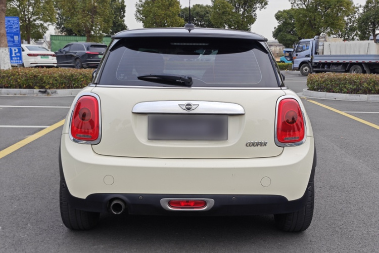 MINI 2016款 1.5T COOPER车身外观6001
