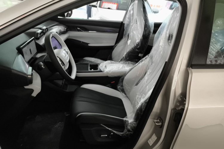 东风风神 风神L7新能源 2024款 205 Plus中控内饰19