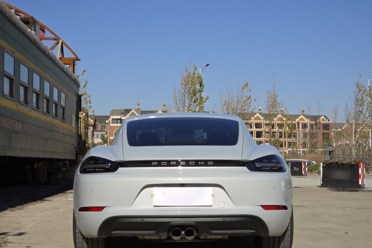 保时捷718 2023款 Cayman Style Edition 2.0T车身外观6005