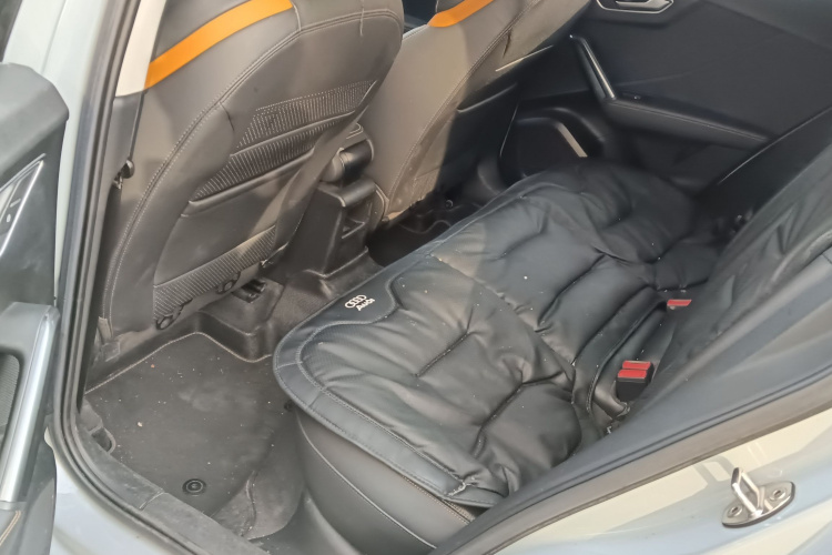 奥迪Q2L e-tron 2022款 Q2L e-tron 纯电智享型中控内饰7004