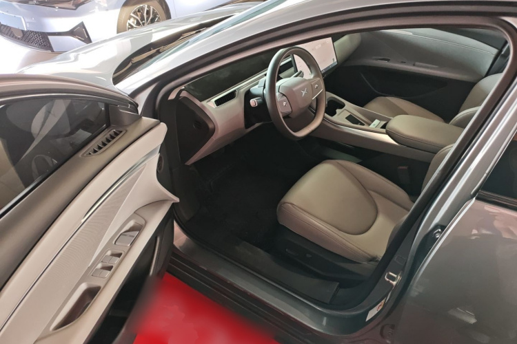 小鹏MONA M03 2024款 515 长续航中控内饰20