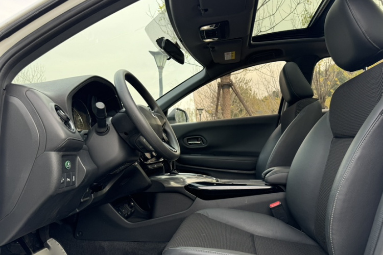 本田XR-V 2017款 1.8L EXi CVT舒适版中控内饰7001