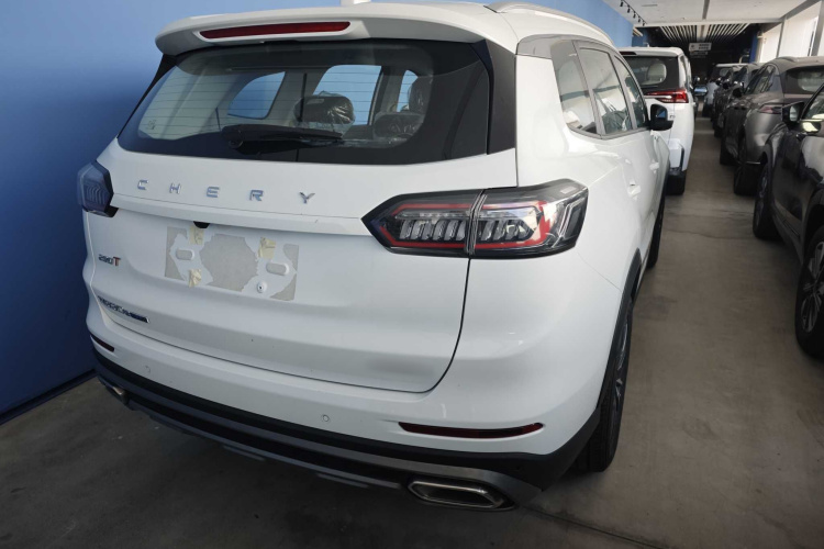 奇瑞 瑞虎8 PLUS 2023款 290TGDI DCT新享版车身外观6004