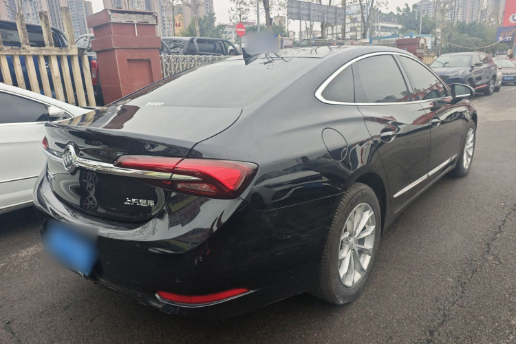 别克 君越 2022款 552T 豪华型车身外观7