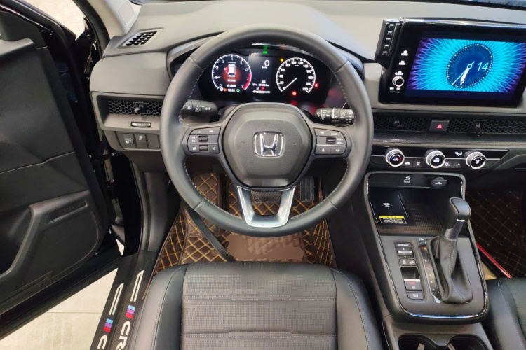 本田CR-V 2024款 240TURBO 两驱锋尚版 5座中控内饰13