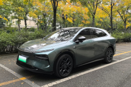 小鹏G7 2025款 702 超长续航 Ultra