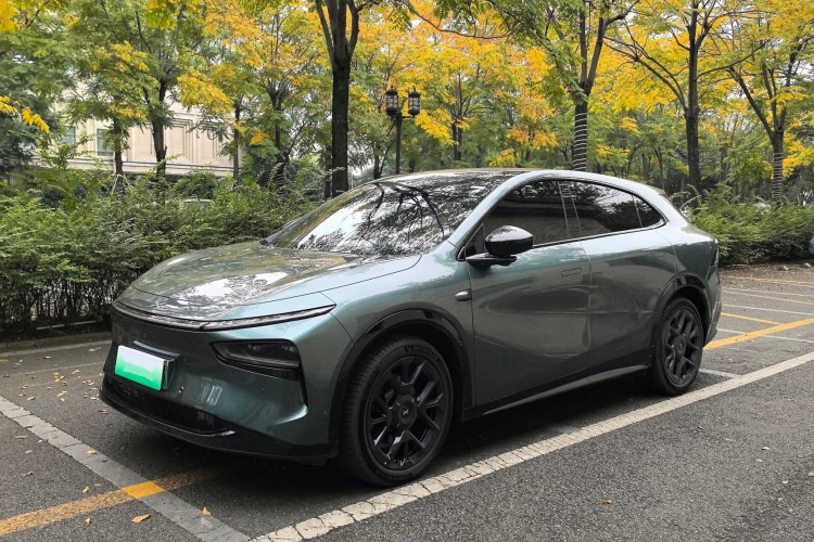 小鹏G7 2025款 702 超长续航 Ultra车身外观1