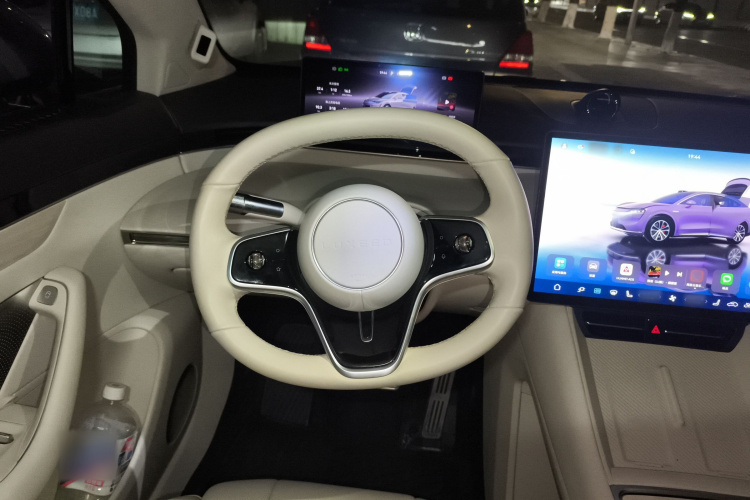 鸿蒙智行 智界R7 2024款 纯电 736km UItra中控内饰13