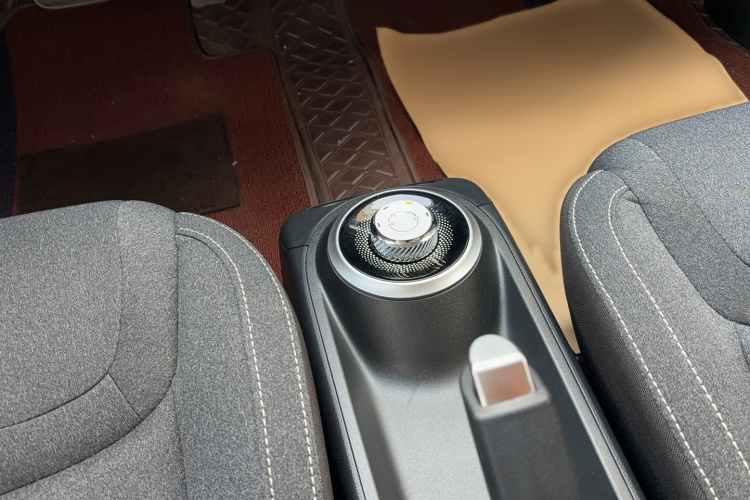 五菱汽车 五菱缤果 2024款 203km 轻享款局部细节18