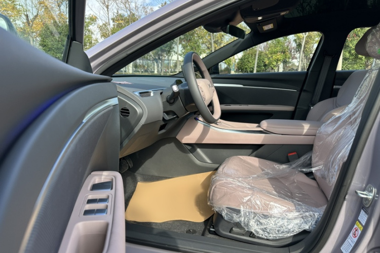 小鹏MONA M03 2025款 600 超长续航 Max中控内饰7007