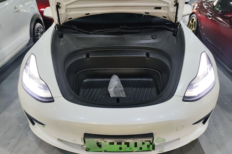 特斯拉 Model 3 2019款 标准续航后驱升级版局部细节24