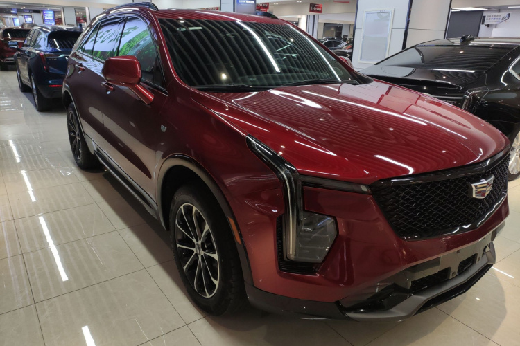 凯迪拉克XT4 2024款 28T 四驱豪华型车身外观3