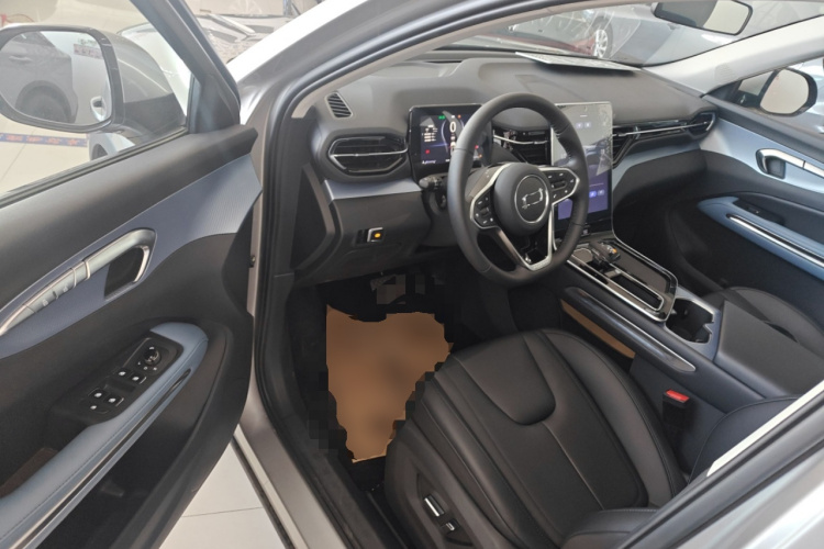 奔腾T90 2023款 1.5T DCT 自动豪华型中控内饰7003