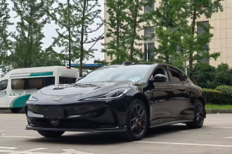 智己汽车 智己L6 2024款 Max 超强性能版