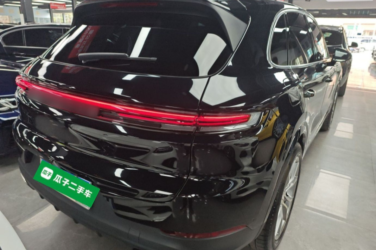 保时捷 2024款 Cayenne 3.0T车身外观7