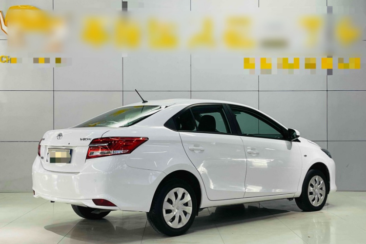 丰田 威驰 2017款 1.5L CVT创行版车身外观6007