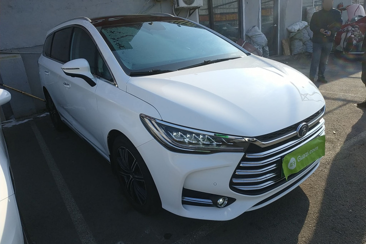 比亚迪 宋MAX新能源 2019款 DM 1.5T 智联致耀型 7座 国V车身外观3