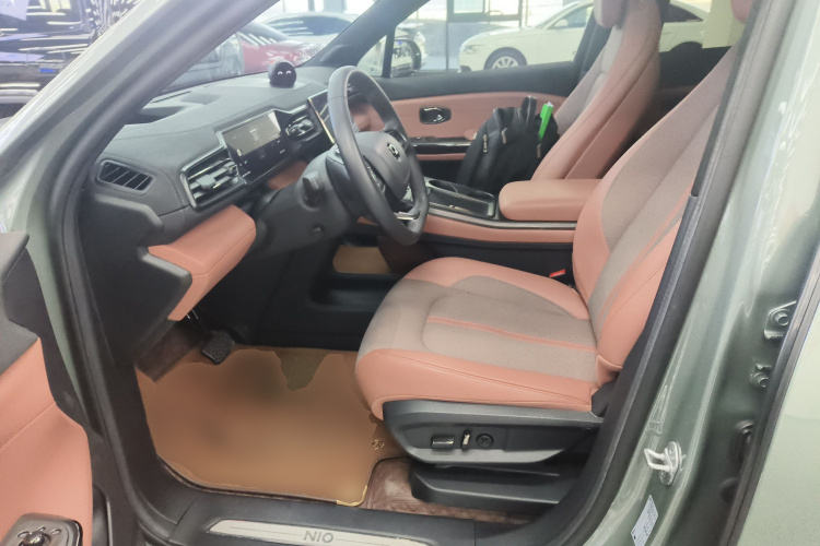 蔚来EC6 2020款 605KM 运动版中控内饰19