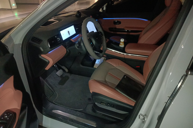 蔚来ES6 2020款 610KM 签名版中控内饰19