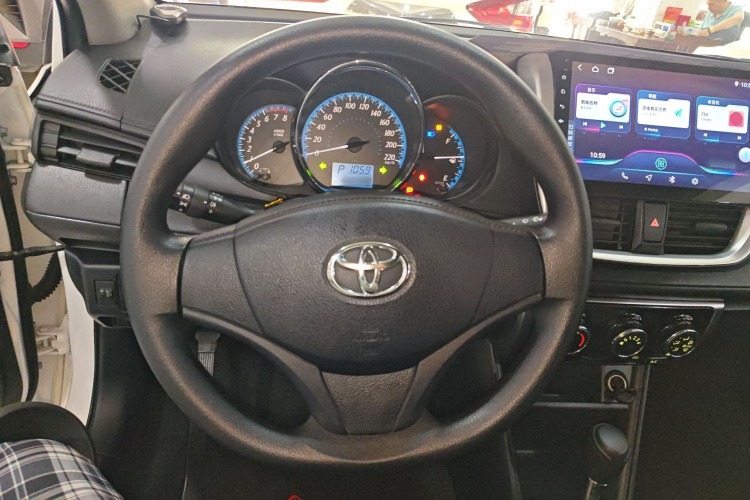 丰田 YARiS L 致享 2019款 1.5E CVT魅动版 国VI中控内饰13