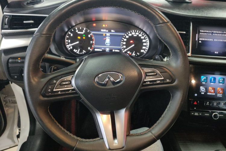 英菲尼迪QX50 2020款 2.0T 两驱时尚版局部细节13